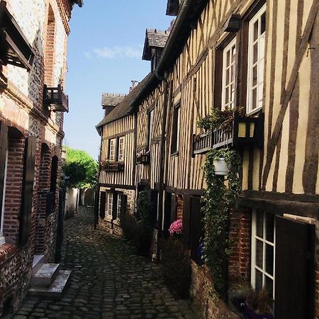 Les 4 Lions Duplex Chic Et Charme Apartment Honfleur Luaran gambar